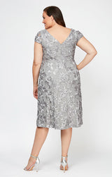 Plus Audrey Rosette Lace Short Dress