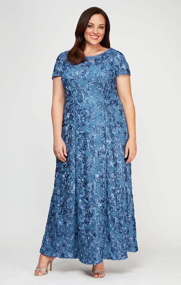 Plus - Evelyn Rosette Lace Long Gown