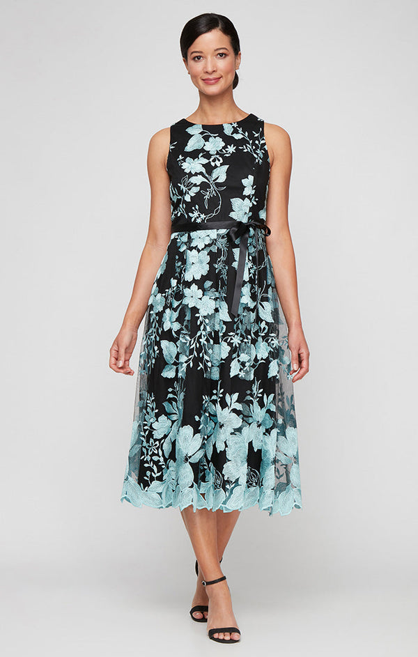 Regular - Sleeveless Embroidered Party Dress with Full Skirt & Satin Tie Belt