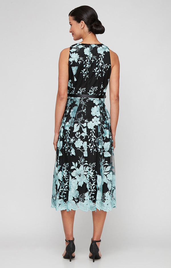 Regular - Sleeveless Embroidered Party Dress with Full Skirt & Satin Tie Belt