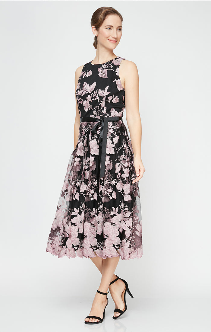Regular - Sleeveless Embroidered Party Dress with Full Skirt & Satin Tie Belt