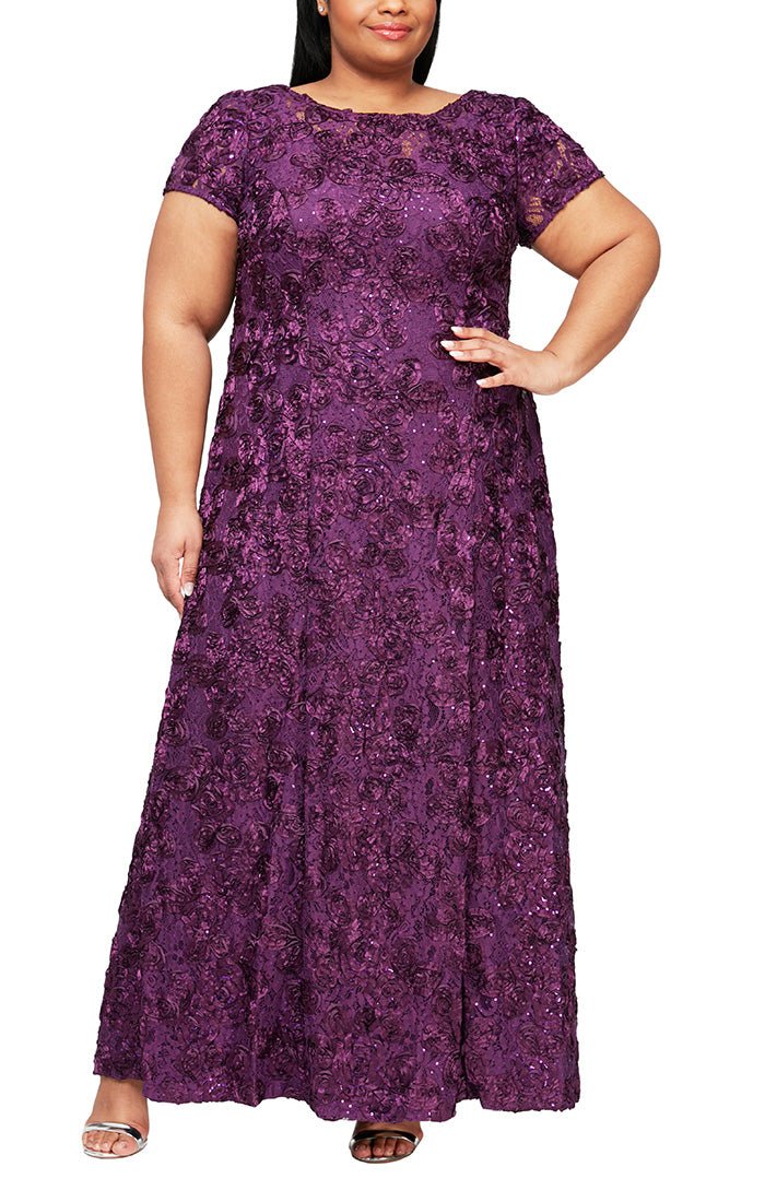 Plus Evelyn Rosette Lace Long Gown